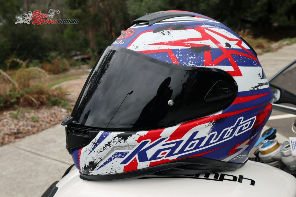 Kris puts the new Kabuto Aeroblade-5 helmet to the test. – KABUTO 